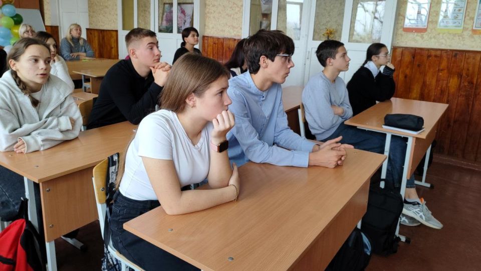 Краеведческий час для детей ветеранов-защитников Отечества Краеведческий час для детей ветеранов-защитников Отечества