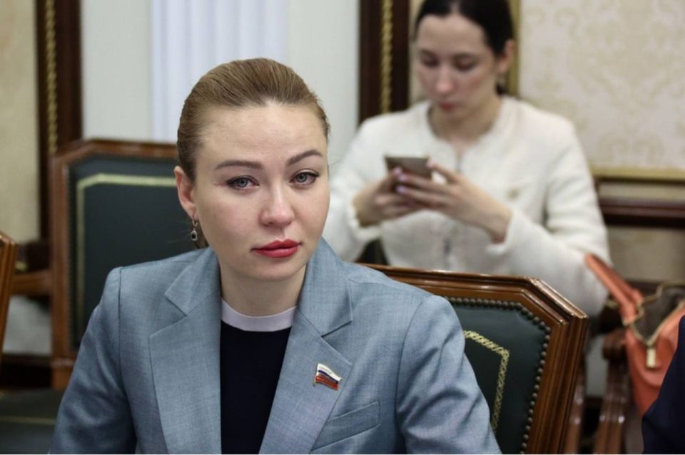 «Российско-белорусские межпарламентские отношения отличаются высокой степенью доверия и взаимного понимания. Я уверен, что и в дальнейшем насыщенный диалог между парламентариями будет только расширяться, укрепляя... «Российско-белорусские межпарламентские отношения отличаются высокой степенью доверия и взаимного понимания. Я уверен, что и в дальнейшем насыщенный диалог между парламентариями будет только расширяться, укрепляя...