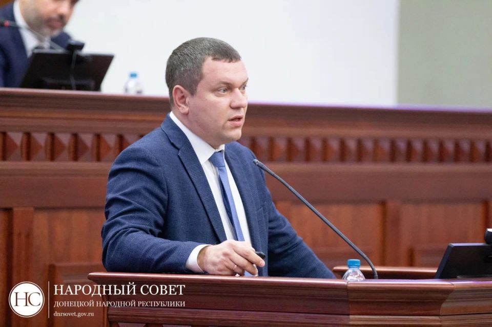 Сергей Прокопенко: Состоялось 76-е пленарное заседание Народного Совета Донецкой Народной Республики I созыва Сергей Прокопенко: Состоялось 76-е пленарное заседание Народного Совета Донецкой Народной Республики I созыва