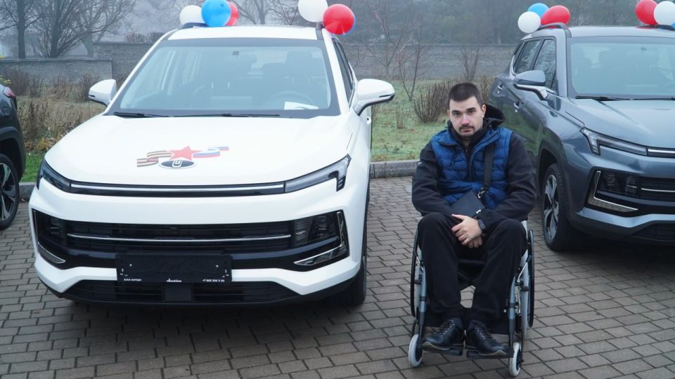 Фонд «Защитники Отечества» обеспечил еще пятерых ветеранов-защитников Донбасса автомобилями с ручным управлением Фонд «Защитники Отечества» обеспечил еще пятерых ветеранов-защитников Донбасса автомобилями с ручным управлением