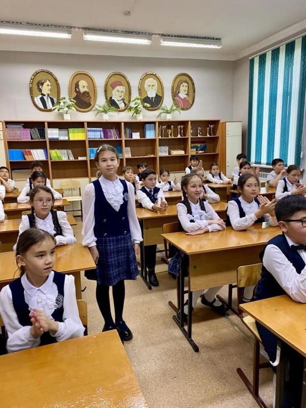 Коммунаровская школа Старобешевского округа и Гимназия № 59 города Улан-Удэ провели телемост Коммунаровская школа Старобешевского округа и Гимназия № 59 города Улан-Удэ провели телемост