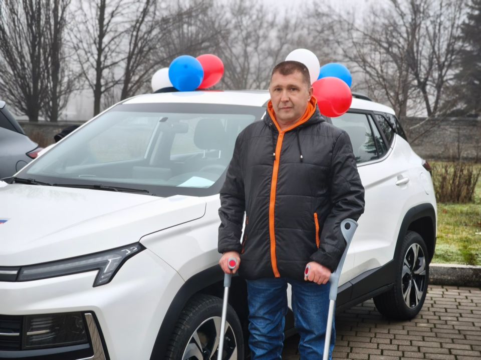 Фонд «Защитники Отечества» обеспечил еще пятерых ветеранов-защитников Донбасса автомобилями с ручным управлением Фонд «Защитники Отечества» обеспечил еще пятерых ветеранов-защитников Донбасса автомобилями с ручным управлением