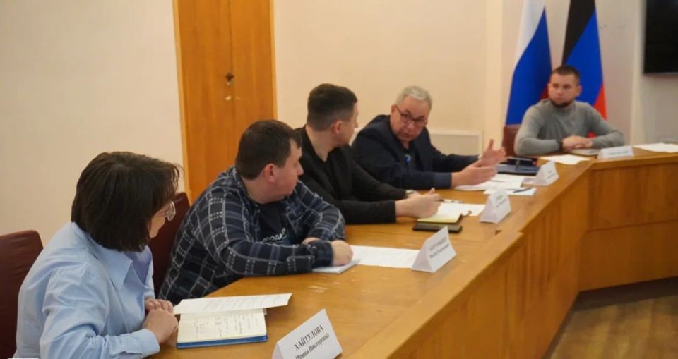 В рамках партийного проекта "Единой России""Здоровое будущее" состоялось заседание штаба по вопросам здравоохранения В рамках партийного проекта "Единой России""Здоровое будущее" состоялось заседание штаба по вопросам здравоохранения
