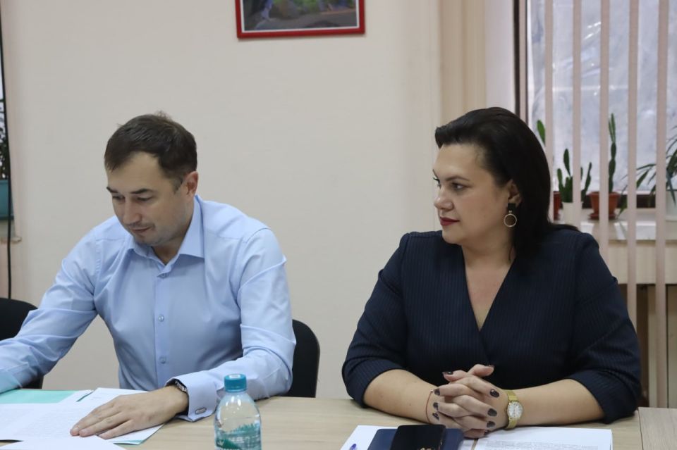 В Общественной палате ДНР рассмотрели проблемы, возникающие при регистрации имущества и земельных участков В Общественной палате ДНР рассмотрели проблемы, возникающие при регистрации имущества и земельных участков