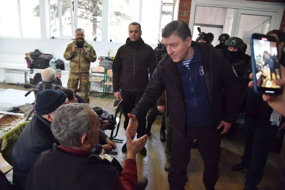 Сергей Прокопенко: Поздравляю Андрея Анатольевича Турчака с присвоением ордена «За заслуги перед Отечеством» третьей степени Сергей Прокопенко: Поздравляю Андрея Анатольевича Турчака с присвоением ордена «За заслуги перед Отечеством» третьей степени