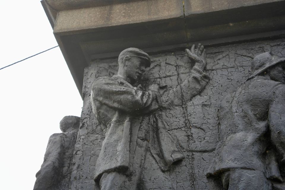 Кирилл Макаров: Мост через Кальмиус строили в 1950-е лучшие советские мостостроители, которые тогда задавали стандарты инженерии и архитектуры по всему Союзу Кирилл Макаров: Мост через Кальмиус строили в 1950-е лучшие советские мостостроители, которые тогда задавали стандарты инженерии и архитектуры по всему Союзу