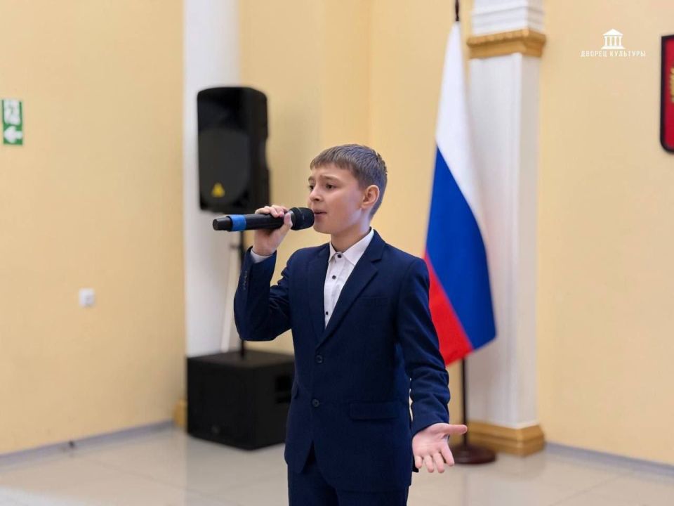 28 ноября в Харцызском городском Дворце культуры совместно с Отделением филиала Фонда «Защитники Отечества» по г. Харцызск прошёл семейный вечер отдыха для семей участников СВО, посвященный Дню Матери 28 ноября в Харцызском городском Дворце культуры совместно с Отделением филиала Фонда «Защитники Отечества» по г. Харцызск прошёл семейный вечер отдыха для семей участников СВО, посвященный Дню Матери