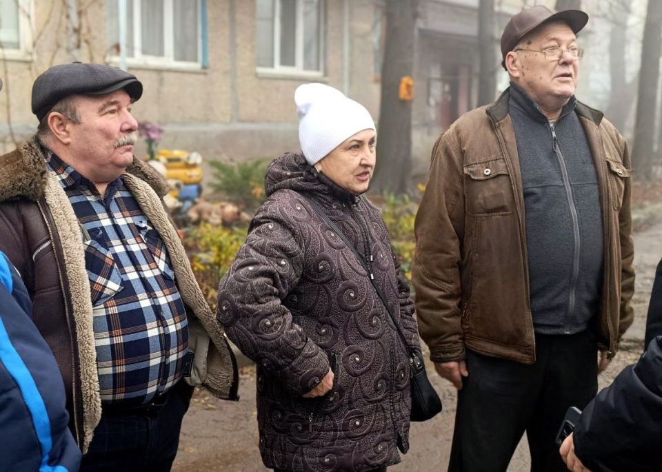 Иван Адамец: В Куйбышевском районе прошла встреча с жителями дома на проспекте Кремлёвском, 11 Иван Адамец: В Куйбышевском районе прошла встреча с жителями дома на проспекте Кремлёвском, 11