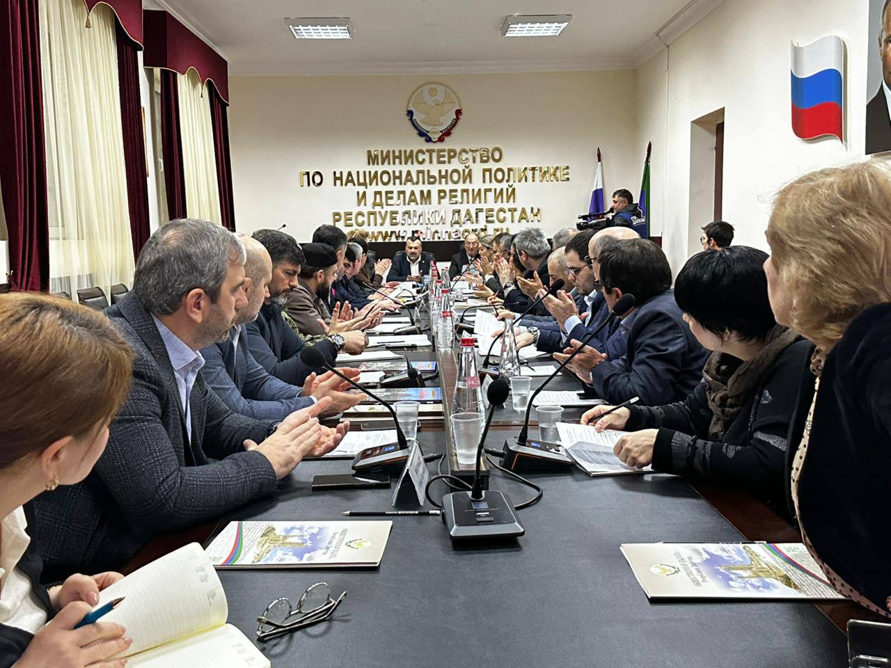 В Дагестане представили патриотический проект «Азбука Победы», посвящённый 80-летию Великой Победы В Дагестане представили патриотический проект «Азбука Победы», посвящённый 80-летию Великой Победы