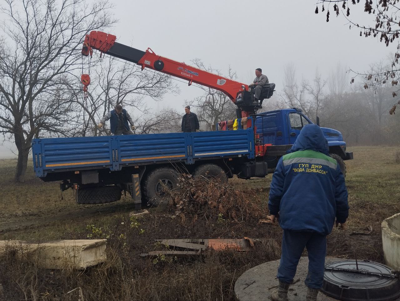 Роман Конев: Объединённые ресурсы компании «Вода Донбасса» и специалистов из Кузбасса направлены на поддержание непрерывной подачи воды в Горловке Роман Конев: Объединённые ресурсы компании «Вода Донбасса» и специалистов из Кузбасса направлены на поддержание непрерывной подачи воды в Горловке