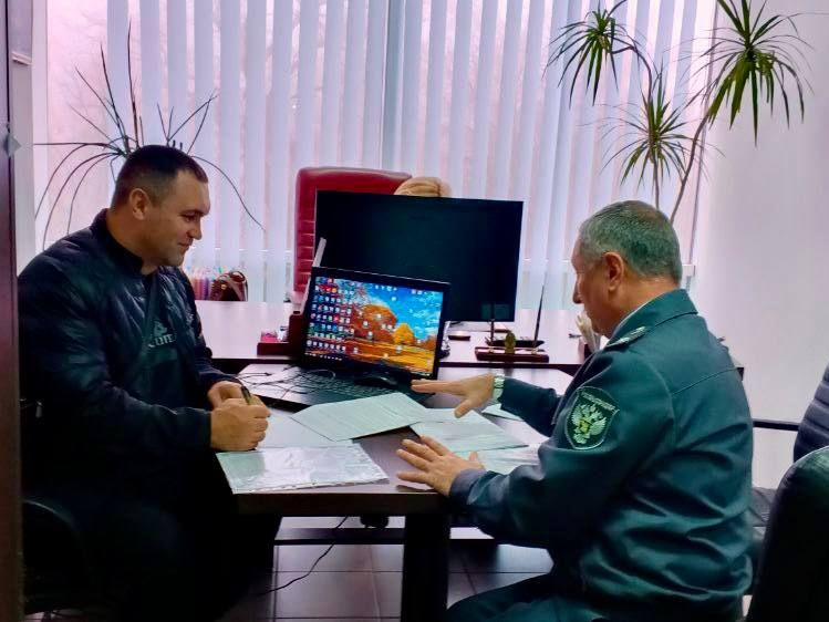 С 25 по 28 ноября государственными инспекторами отдела государственного земельного надзора и контроля в области обращения пестицидов и агрохимикатов по ДНР Управления Россельхознадзора по ДНР и ЛНР проведены профилактические... С 25 по 28 ноября государственными инспекторами отдела государственного земельного надзора и контроля в области обращения пестицидов и агрохимикатов по ДНР Управления Россельхознадзора по ДНР и ЛНР проведены профилактические...