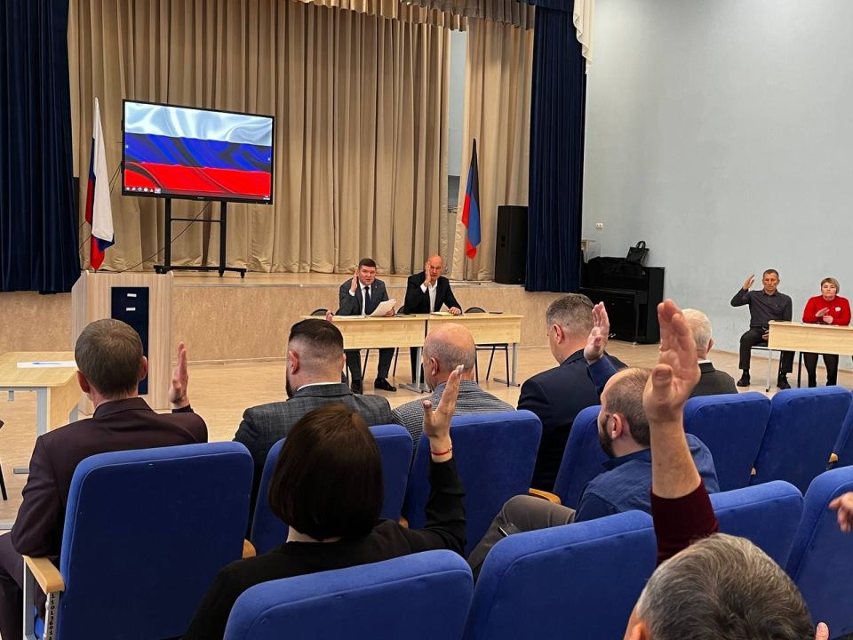 Состоялось заседание Мариупольского городского совета Состоялось заседание Мариупольского городского совета