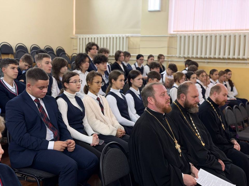 Вчера в нашем лицее прошла важная встреча в рамках XXXIV Международных образовательных Рождественских чтений (региональный этап) — Жизнь как чудо: беседа о ценности жизни с подростками Вчера в нашем лицее прошла важная встреча в рамках XXXIV Международных образовательных Рождественских чтений (региональный этап) — Жизнь как чудо: беседа о ценности жизни с подростками