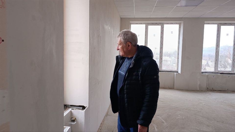 В рамках реализации федерального проекта «Развитие отдельных территорий» государственной программы Российской Федерации «Комплексное развитие сельских территорий» в селе Раздольное выполняются работы по капитальному ремонту... В рамках реализации федерального проекта «Развитие отдельных территорий» государственной программы Российской Федерации «Комплексное развитие сельских территорий» в селе Раздольное выполняются работы по капитальному ремонту...