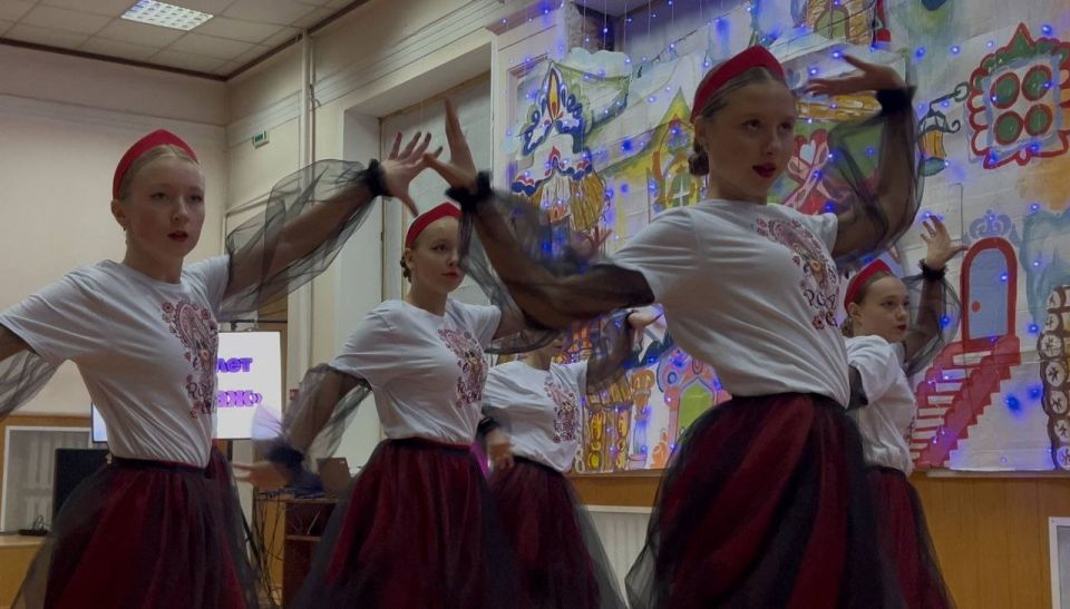 Музыкально-литературная гостиная «В лучах материнской любви» собрала друзей Музыкально-литературная гостиная «В лучах материнской любви» собрала друзей