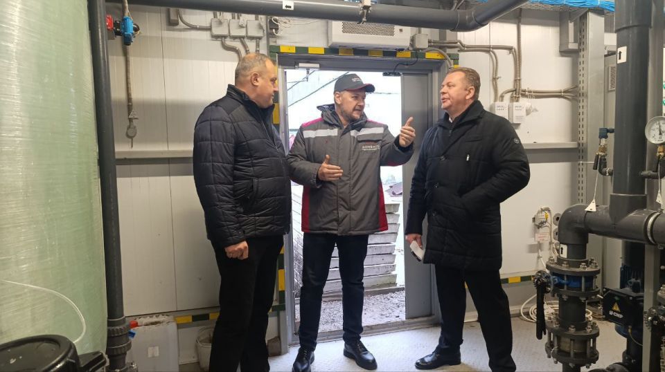ВРИО ДИРЕКТОРА ДОНЕЦКОГО ФИЛИАЛА "ДОНБАССТЕПЛОЭНЕРГО" СОВМЕСТНО С ГЛАВОЙ ГОРОДСКОГО ОКРУГА ПОСЕТИЛИ КОТЕЛЬНУЮ В КИЕВСКОМ РАЙОНЕ ДОНЕЦКА ВРИО ДИРЕКТОРА ДОНЕЦКОГО ФИЛИАЛА "ДОНБАССТЕПЛОЭНЕРГО" СОВМЕСТНО С ГЛАВОЙ ГОРОДСКОГО ОКРУГА ПОСЕТИЛИ КОТЕЛЬНУЮ В КИЕВСКОМ РАЙОНЕ ДОНЕЦКА