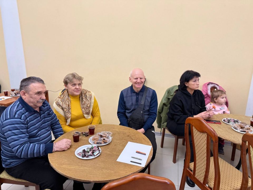 В преддверии Дня матери, 28 ноября, в Харцызском доме культуры состоялось торжественное мероприятие под названием «Семья — как много в этом слове» В преддверии Дня матери, 28 ноября, в Харцызском доме культуры состоялось торжественное мероприятие под названием «Семья — как много в этом слове»