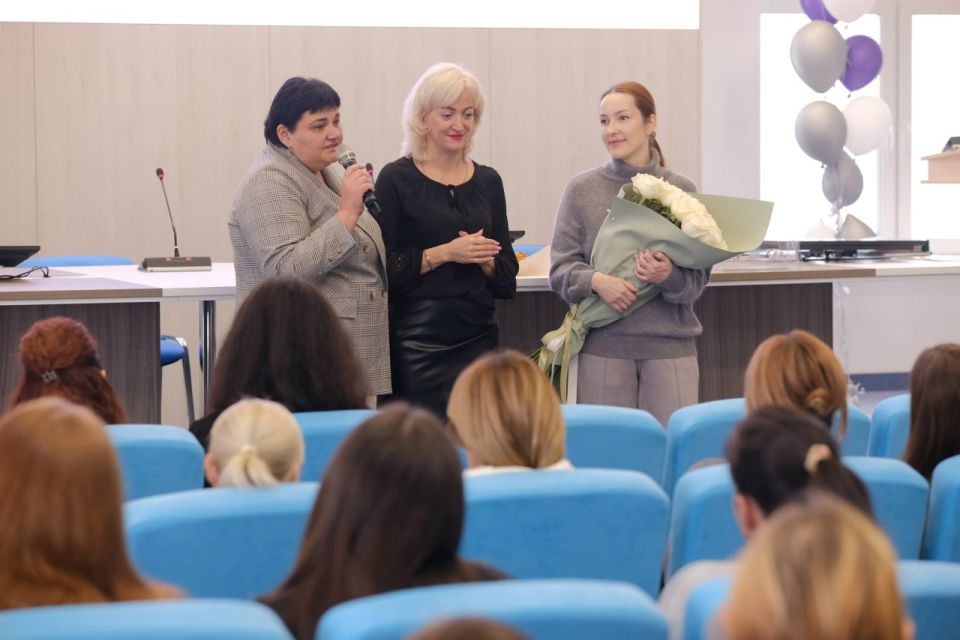 Екатерина Мартьянова: С особым теплом вспоминаю Первый Фестиваль материнства, прошедший в честь Дня матери в Донецком региональном перинатальном центре им. проф. В. К. Чайки Екатерина Мартьянова: С особым теплом вспоминаю Первый Фестиваль материнства, прошедший в честь Дня матери в Донецком региональном перинатальном центре им. проф. В. К. Чайки
