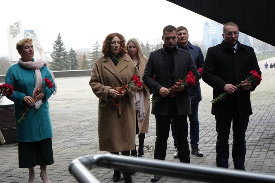 Михаил Желтяков: Донбасс встречает друзей: от памяти — к искусству