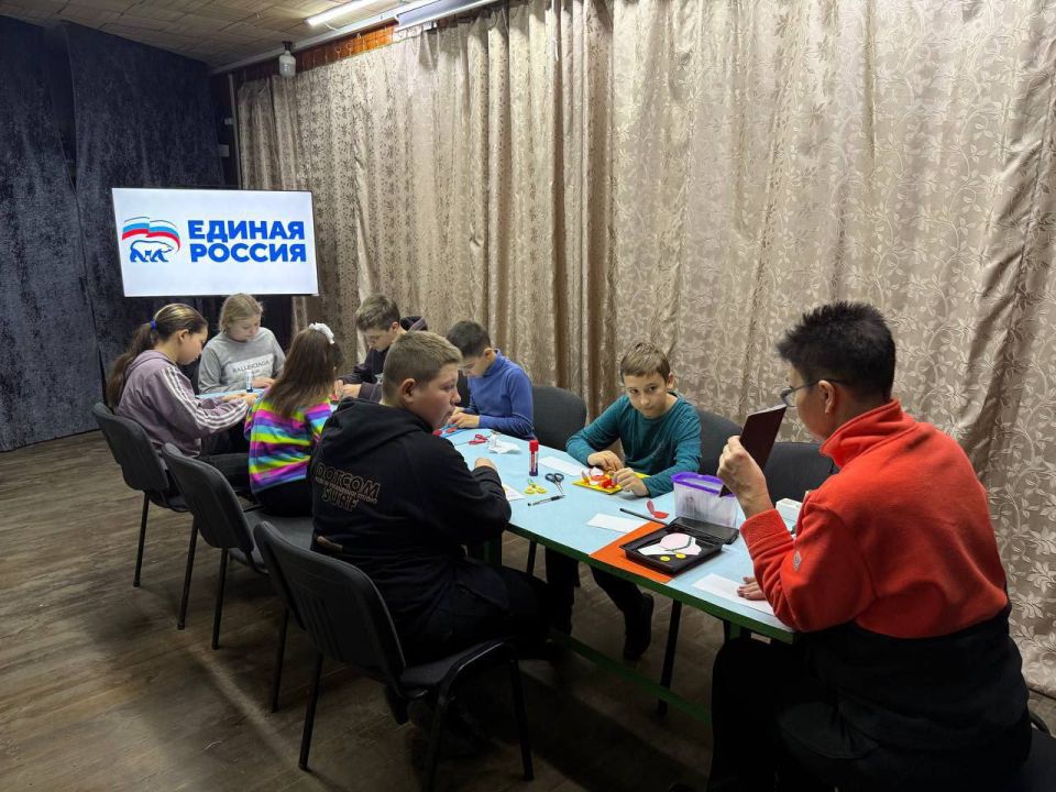Мастер-класс «Подарочки для любимой мамочки» прошел в Юрьевском сельском клубе Мастер-класс «Подарочки для любимой мамочки» прошел в Юрьевском сельском клубе