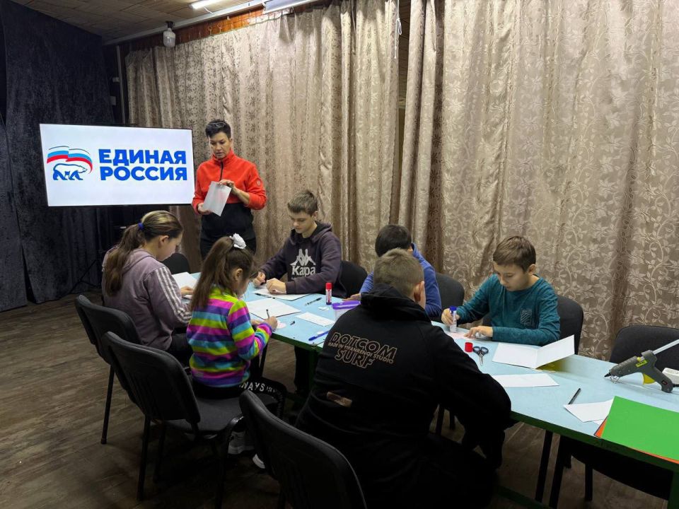 Мастер-класс «Подарочки для любимой мамочки» прошел в Юрьевском сельском клубе Мастер-класс «Подарочки для любимой мамочки» прошел в Юрьевском сельском клубе