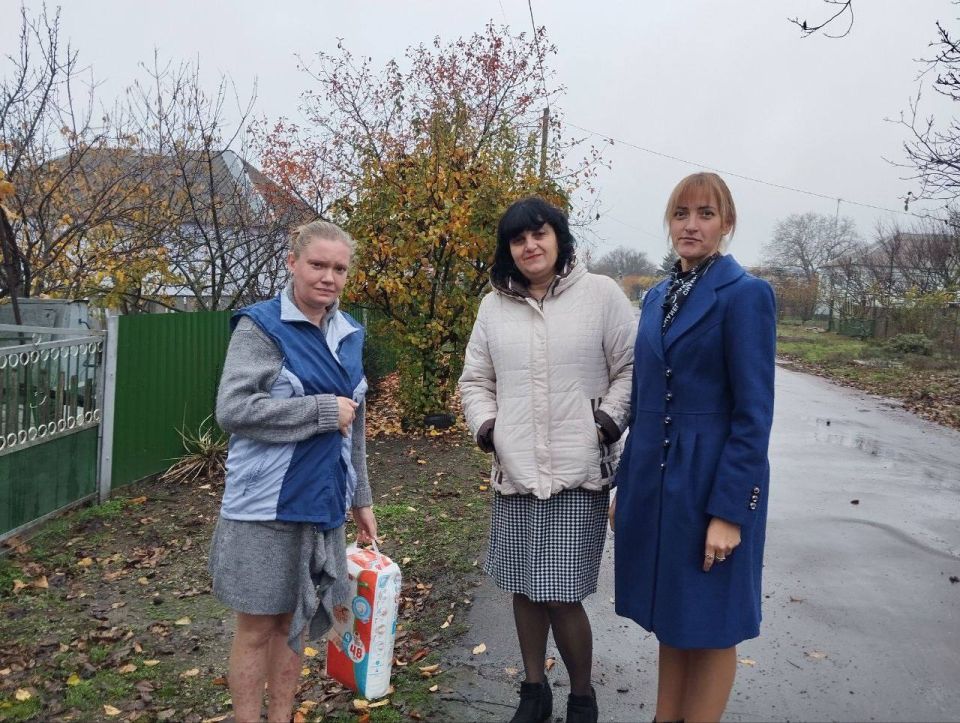 В рамках проекта «Крепкая семья» представители Мангушского округа посетили многодетные семьи В рамках проекта «Крепкая семья» представители Мангушского округа посетили многодетные семьи
