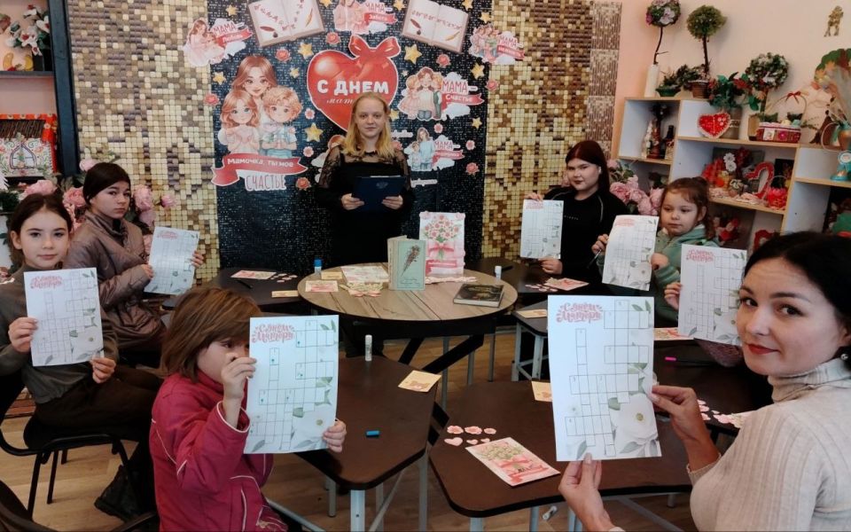 В Степном прошла литературная завалинка «Для самой лучшей во вселенной» В Степном прошла литературная завалинка «Для самой лучшей во вселенной»