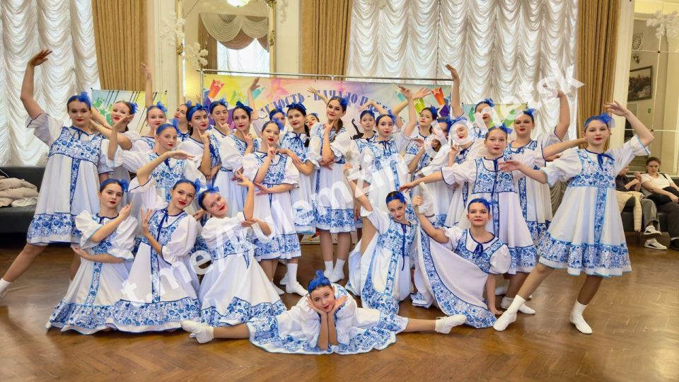 Алексей Кулемзин: Коллектив эстрадного танца «Триумф» Дворца культуры им. А.С. Пушкина блестяще выступил в Ростове-на-Дону на Всероссийском многожанровом фестивале-конкурсе «Линии», завоевав три первых и одно второе место! Алексей Кулемзин: Коллектив эстрадного танца «Триумф» Дворца культуры им. А.С. Пушкина блестяще выступил в Ростове-на-Дону на Всероссийском многожанровом фестивале-конкурсе «Линии», завоевав три первых и одно второе место!