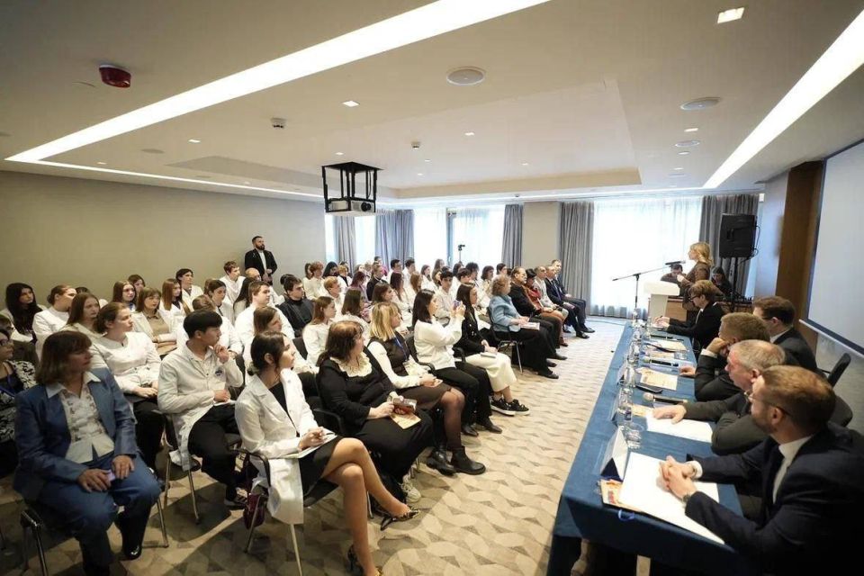 Наталья Никонорова: 28 ноября на площадке РостГМУ состоялась Всероссийская научно-практическая конференция с международным участием «Патриотическое воспитание молодёжи: проблемы истории и современности»! Наталья Никонорова: 28 ноября на площадке РостГМУ состоялась Всероссийская научно-практическая конференция с международным участием «Патриотическое воспитание молодёжи: проблемы истории и современности»!