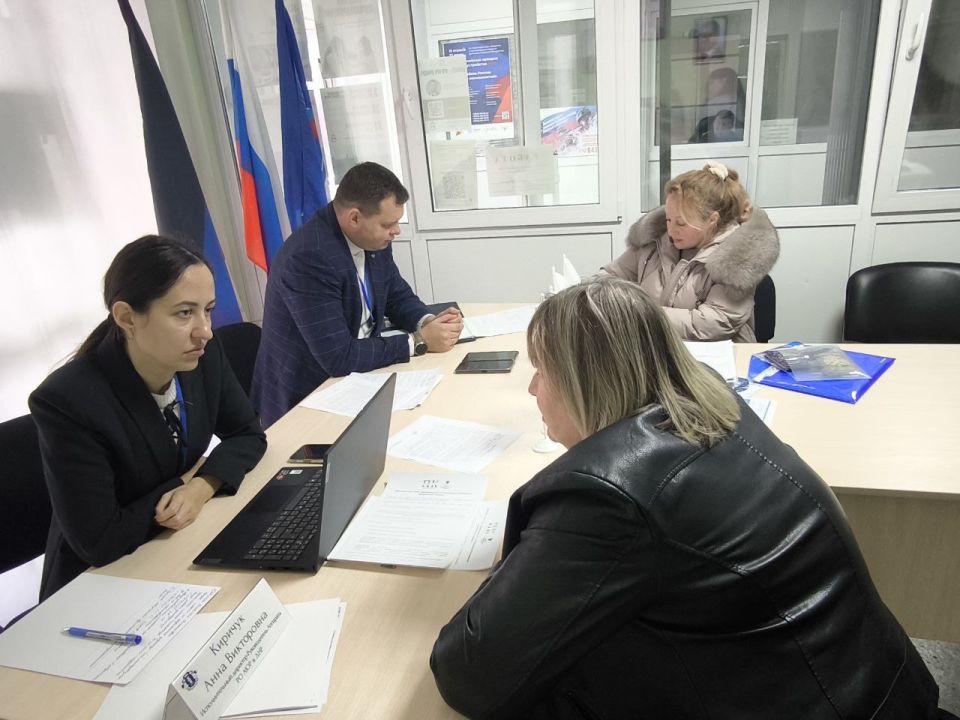 “Правовой компас” помогает жителям Амвросиевского округа! “Правовой компас” помогает жителям Амвросиевского округа!
