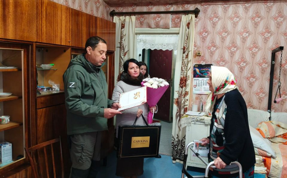 Константин Зинченко: Поздравил с 95-летием Марию Николаевну Ефименко, жительницу пгт Донское Константин Зинченко: Поздравил с 95-летием Марию Николаевну Ефименко, жительницу пгт Донское
