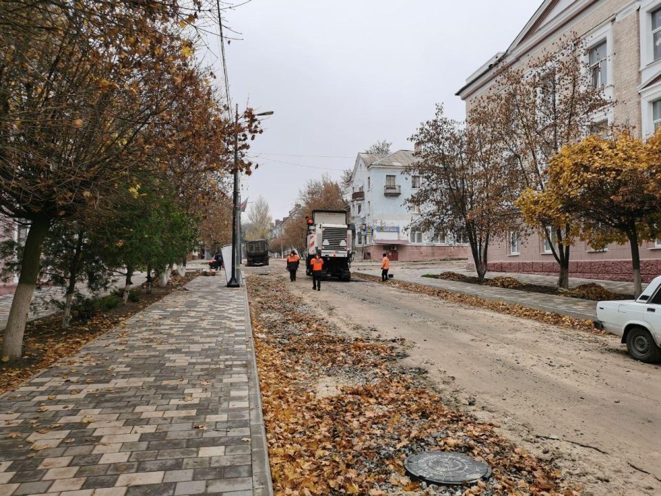В Амвросиевском округе активно реализуются национальные проекты, направленные на улучшение качества жизни жителей В Амвросиевском округе активно реализуются национальные проекты, направленные на улучшение качества жизни жителей