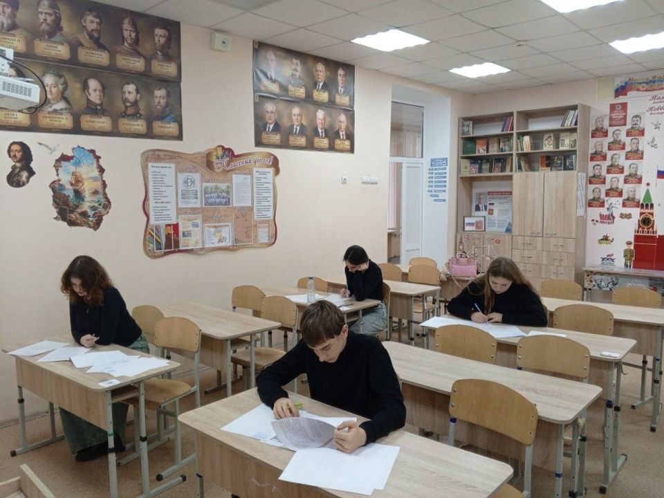 В Мангушском муниципальном округе успешно прошел муниципальный этап Всероссийской олимпиады школьников по физике В Мангушском муниципальном округе успешно прошел муниципальный этап Всероссийской олимпиады школьников по физике