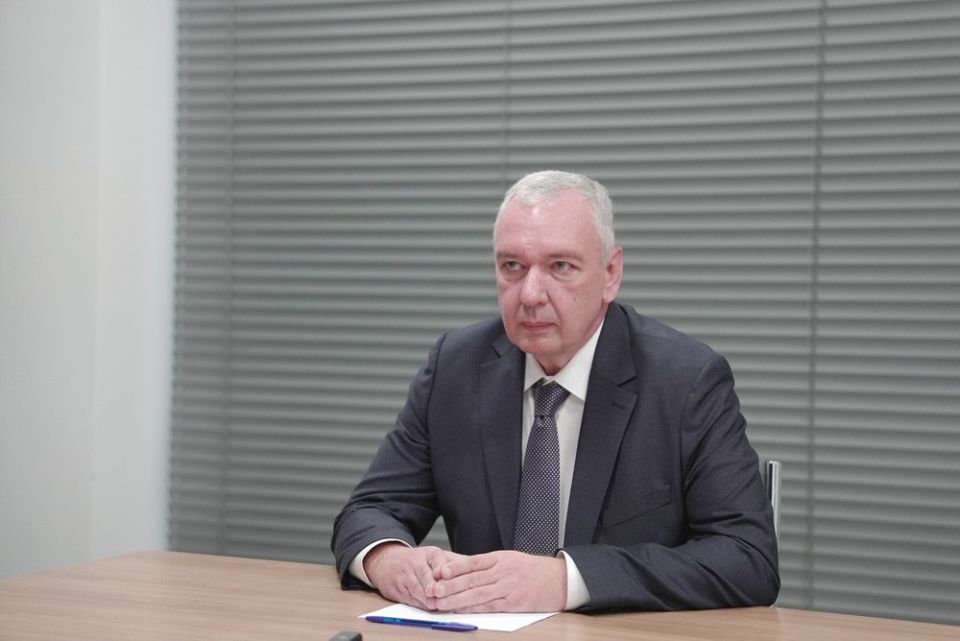 В декабре пройдет декада приемов жителей Республики в региональной общественной приемной председателя партии «Единая Россия» Дмитрия Медведева В декабре пройдет декада приемов жителей Республики в региональной общественной приемной председателя партии «Единая Россия» Дмитрия Медведева