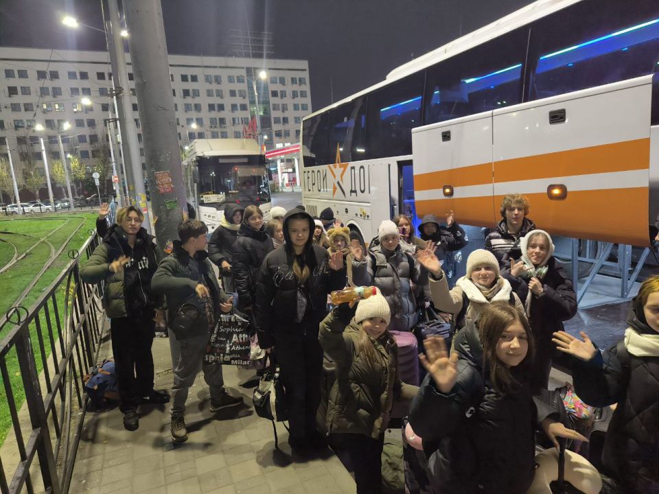 Денис Зубов: По инициативе и при постоянной поддержке Главы ДНР Дениса Пушилина одним из основных направлений деятельности 2025 года является оздоровление детей республики Денис Зубов: По инициативе и при постоянной поддержке Главы ДНР Дениса Пушилина одним из основных направлений деятельности 2025 года является оздоровление детей республики
