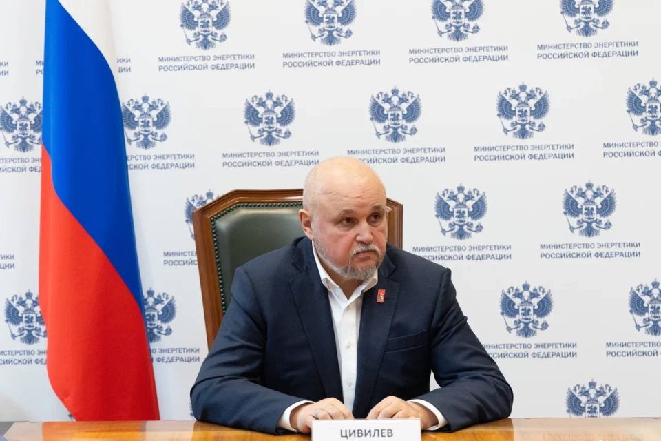 Сергей Цивилев провел рабочую встречу с губернатором Кемеровской области – Кузбасса Ильей Середюком Сергей Цивилев провел рабочую встречу с губернатором Кемеровской области – Кузбасса Ильей Середюком