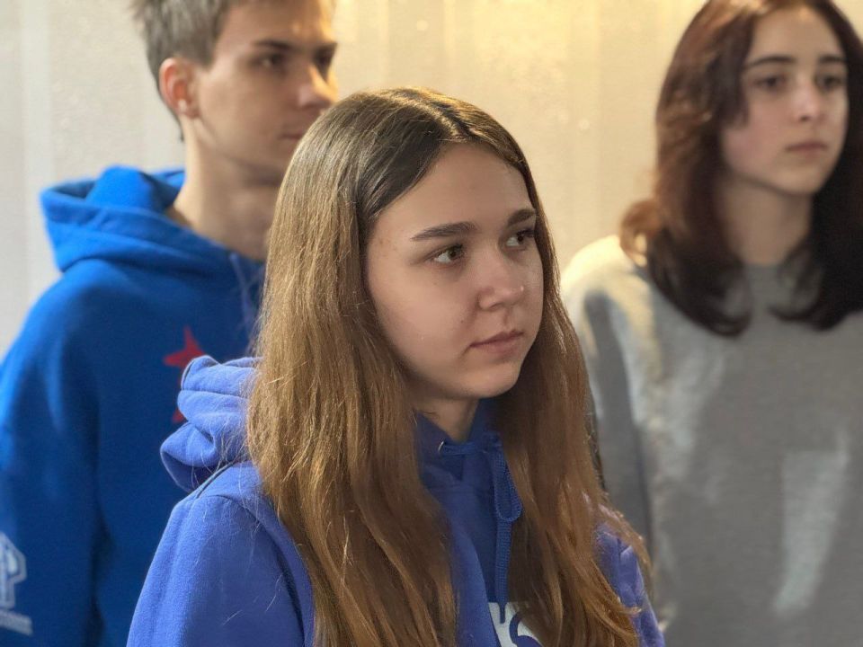 Партийцы Торезского местного отделения с огромной любовью участвовали в акции "Коробка храбрости" Партийцы Торезского местного отделения с огромной любовью участвовали в акции "Коробка храбрости"