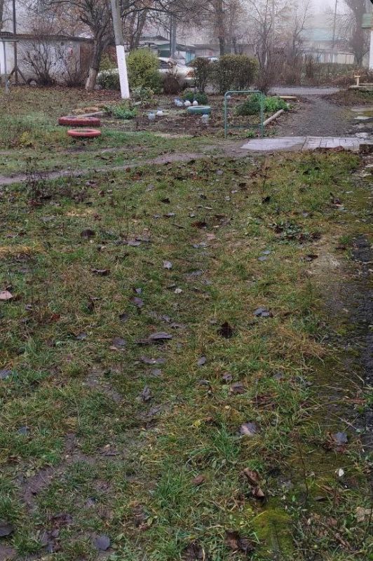 В Шахтерске проверили качество выполнения работ по наведению санитарного порядка В Шахтерске проверили качество выполнения работ по наведению санитарного порядка
