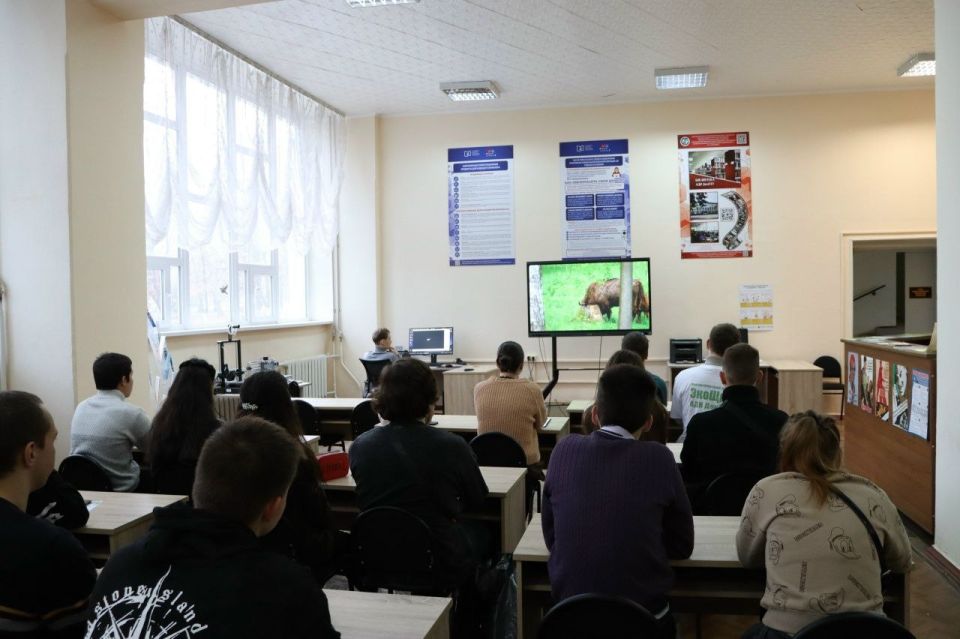В Автомобильно-дорожном институте написали Географический диктант – 2025 В Автомобильно-дорожном институте написали Географический диктант – 2025