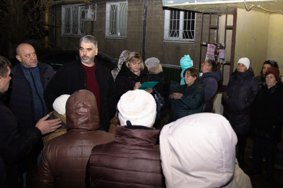 Алексей Дорофеев: График на бумаге против засухи в кранах Алексей Дорофеев: График на бумаге против засухи в кранах