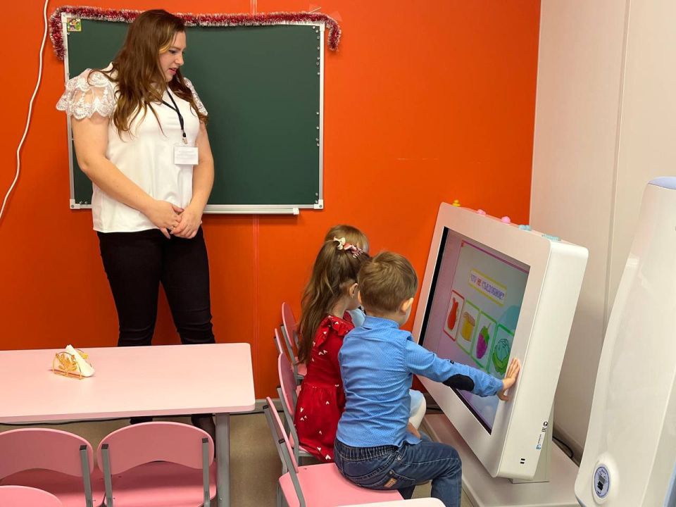 Василий Овчаров: Сегодня, 2 декабря, совместно с нашими уважаемыми гостями, принял участие в торжественном открытии обновленного детского сада в селе Безыменное Василий Овчаров: Сегодня, 2 декабря, совместно с нашими уважаемыми гостями, принял участие в торжественном открытии обновленного детского сада в селе Безыменное