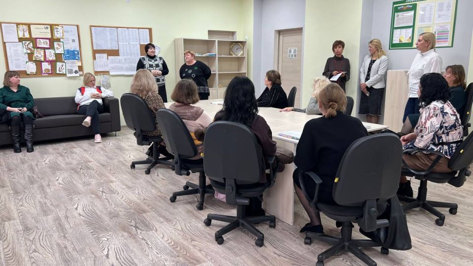 Член Общественного совета встретилась с педагогами Кировского