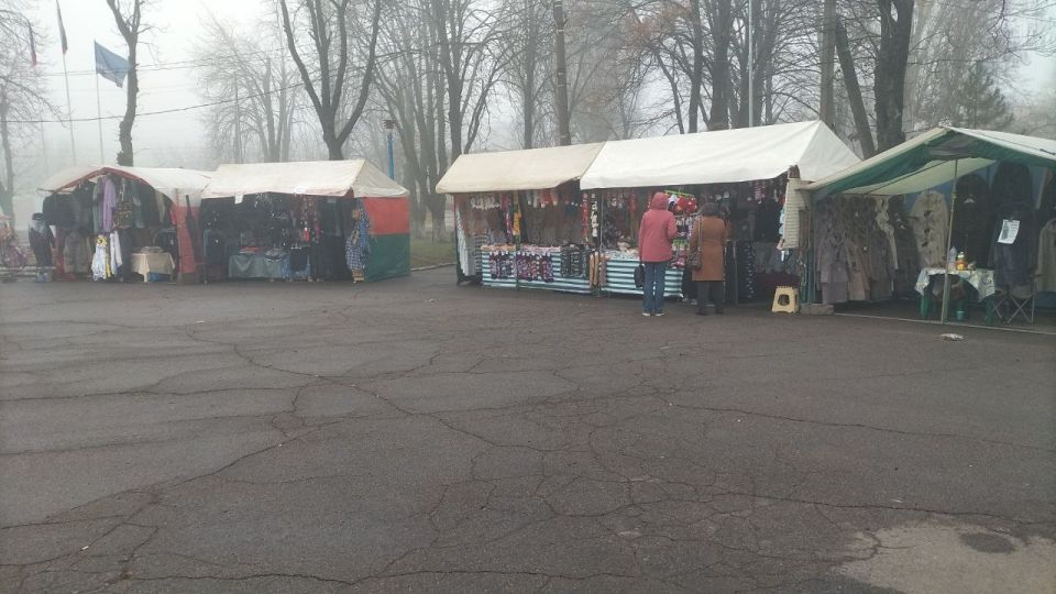 В рамках партийного проекта «Предпринимательство» партии «Единая Россия» администрацией Волновахского муниципального округа при содействии участников выставочно-ярмарочной деятельности (г. Симферополь, Республика Крым) на... В рамках партийного проекта «Предпринимательство» партии «Единая Россия» администрацией Волновахского муниципального округа при содействии участников выставочно-ярмарочной деятельности (г. Симферополь, Республика Крым) на...