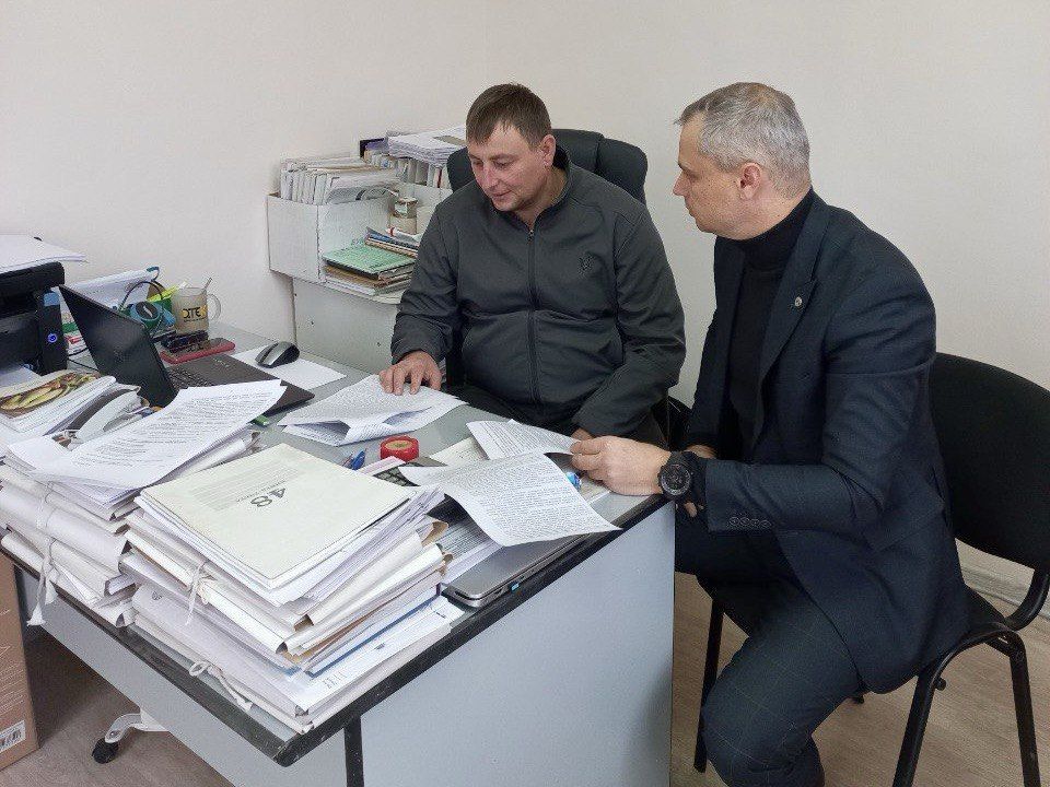Листериоз овец — это инфекционная болезнь, характеризующаяся поражением центральной нервной системы, септическими явлениями, абортами и маститами, что наносит значительный экономический ущерб овцеводству Листериоз овец — это инфекционная болезнь, характеризующаяся поражением центральной нервной системы, септическими явлениями, абортами и маститами, что наносит значительный экономический ущерб овцеводству