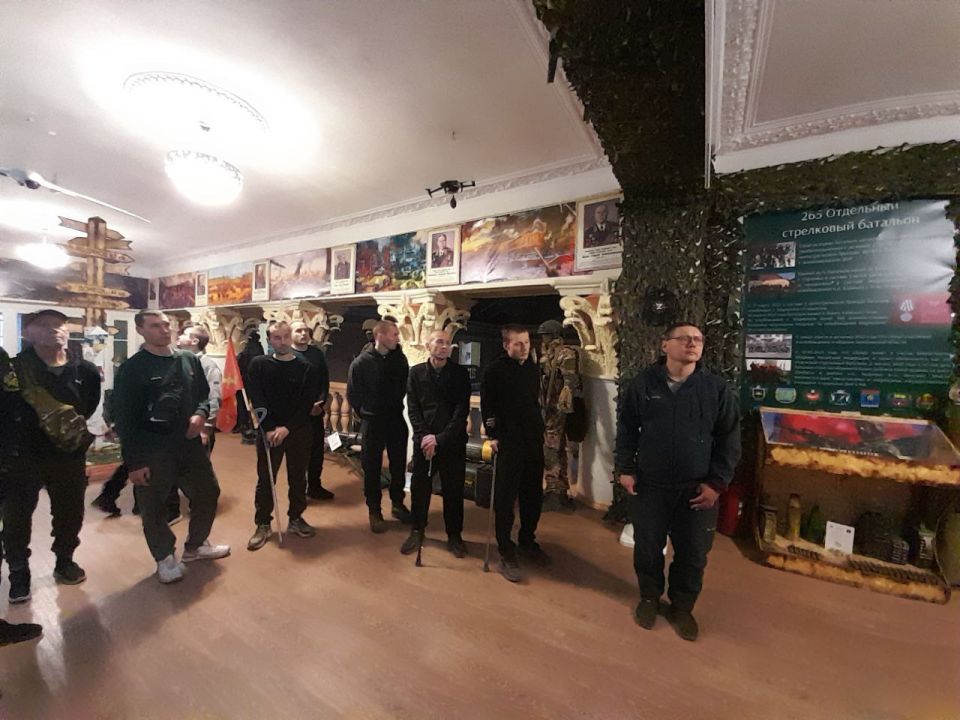 В городе Комсомольское прошел час мужества для раненых участников СВО В городе Комсомольское прошел час мужества для раненых участников СВО