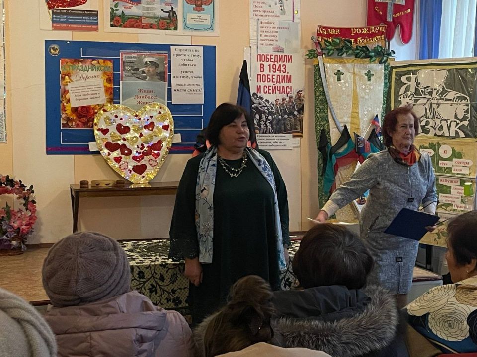 30 ноября в нашей уютной «Светлице» прошла очень душевная и важная встреча, посвящённая Дню Матери в рамках партпроекта "Женское движение Единой России"