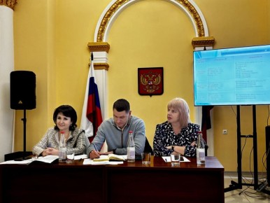 Выполненные мероприятия для стабильного прохождения отопительного сезона в Харцызске обсудили на ежемесячном совете предприятия