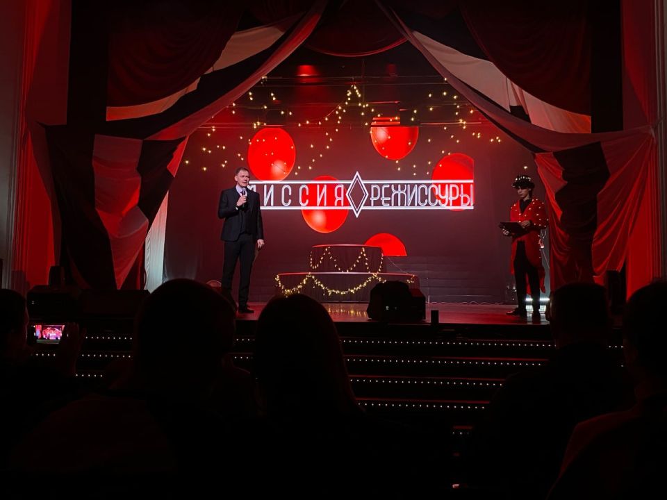 Сотрудница Донецкого театра кукол на Всероссийском форуме режиссёров Сотрудница Донецкого театра кукол на Всероссийском форуме режиссёров