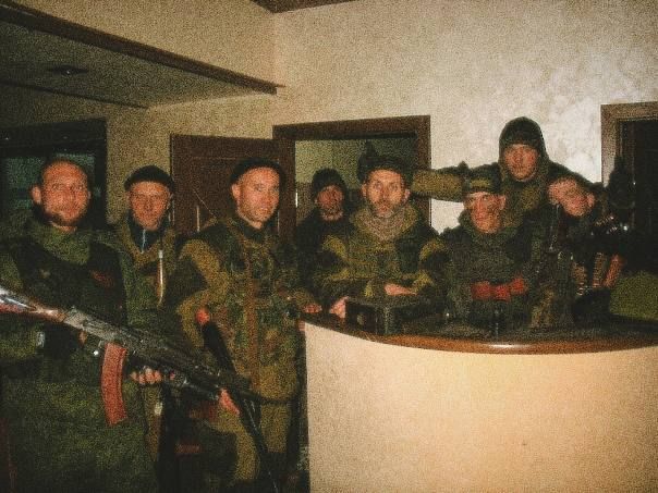 НЕИЗВЕСТНОМУ СОЛДАТУ ДОНБАССА, ПОСВЯЩАЕТСЯ