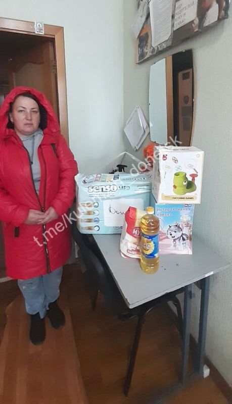 В Международный день инвалидов сотрудники отдела опеки и попечительства № 8 Управления опеки и попечительства администрации г.о. Донецк проявили заботу о семьях совершеннолетних недееспособных граждан и семьях опекунов... В Международный день инвалидов сотрудники отдела опеки и попечительства № 8 Управления опеки и попечительства администрации г.о. Донецк проявили заботу о семьях совершеннолетних недееспособных граждан и семьях опекунов...